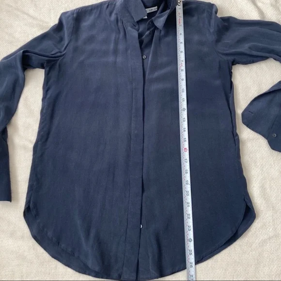 & Other Stories silk blouse, size 4, blue grey, 100% silk - Picture 8 of 10